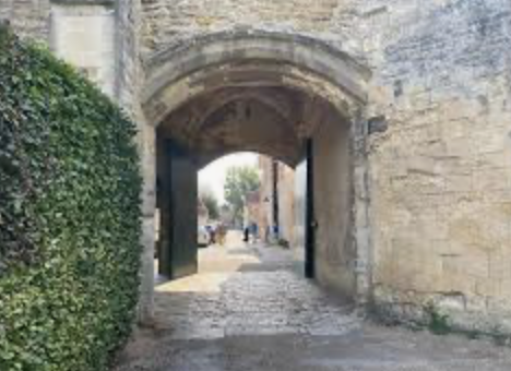 Chichester (Easy) Bimble - Chi Walls Walk