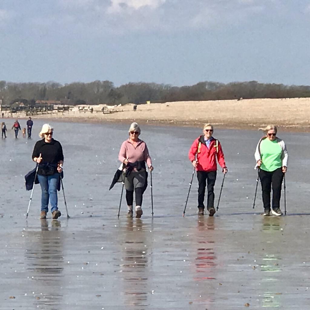 Climping Low Tide Beach Walk (Pace 1 - 2)